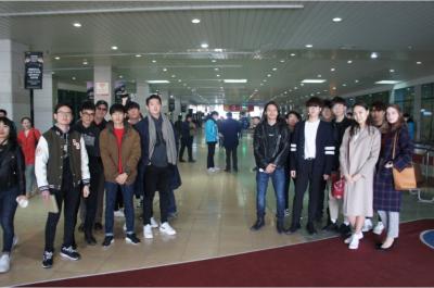 SUNY Korea Business Management department and Center for Global Entrepreneurship bring students on Seoul Motor Show field trip 이미지